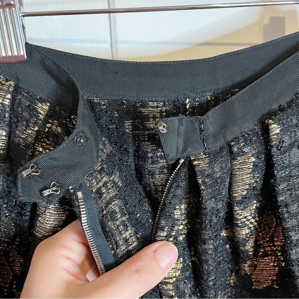 Sportcraft Inc. Black and Gold Skirt. - Picture 9 of 10